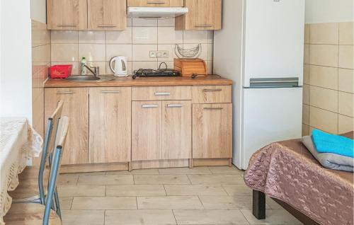 Drawno Apartment | Stunning Apartment In Dominikowo