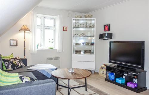 Gudhjem Apartment | Stunning Apartment In Gudhjem With Wifi