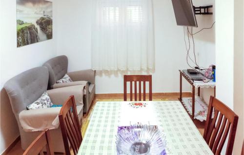 Gornji Karin Apartment | Stunning Apartment In Karin Gornji