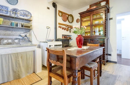 Mezzanego Apartment | Stunning apartment in Mezzanego