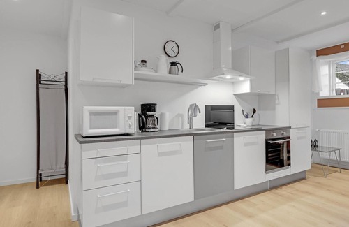 Snogebaek Apartment | Stunning apartment in Nexø with WiFi