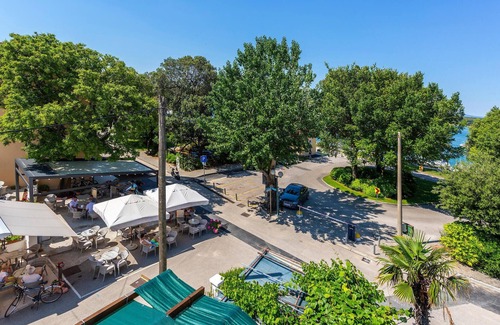 Punat Apartment | Stunning apartment in Punat with WiFi