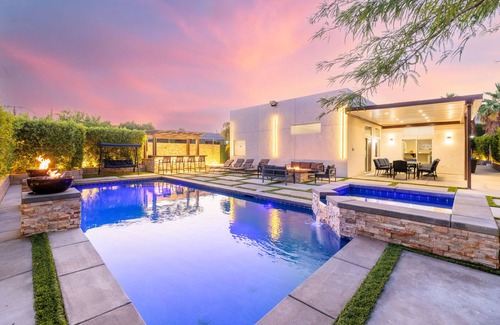 Desert Hot Springs House | Stunning Backyard, Pool & HotTub, Gameroom, BBQ