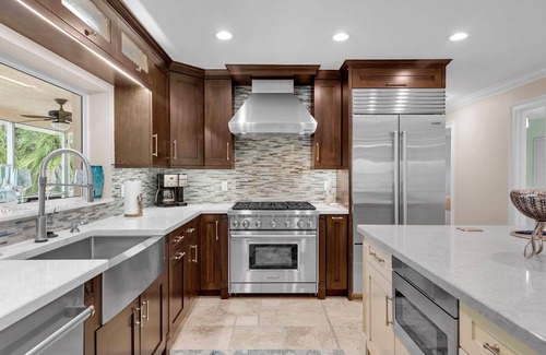 Lower Matecumbe Key House | Stunning Bayfront Home with Pool & Dockage in Islamorada