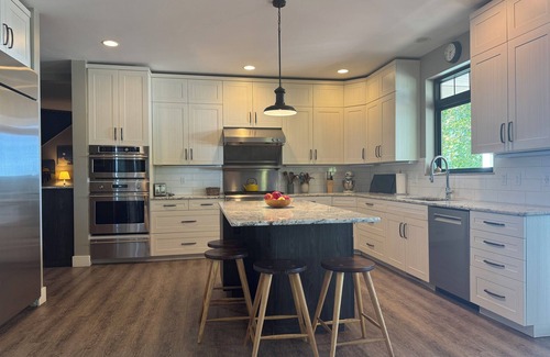 Charlevoix House | Stunning Beachfront Home June reduced, August Weeks Open