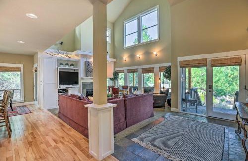 RiverWild House | Stunning Bend Retreat Less Than 20 Mi to Mt Bachelor!