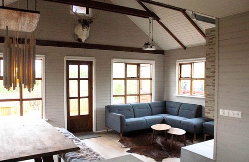 Selfoss Cabin | Stunning cabin with hot tub, fire place, projector & magical surroundings