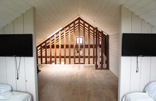 Selfoss Cabin | Stunning cabin with hot tub, fire place, projector & magical surroundings