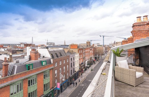 City Centre Dublin Apartment | Stunning central 2 bed by St.Stephens Green and Grafton Street