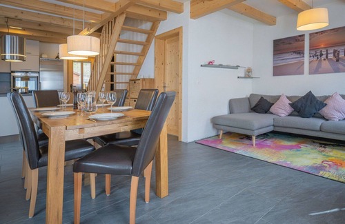 Chamoson House | Stunning private villa for 6 people with WIFI, TV, terrace and pets allowed