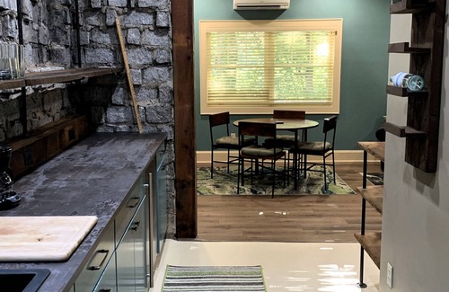 Winston - Salem Apartment | Stunning Downstairs Guest Suite w/Great Light