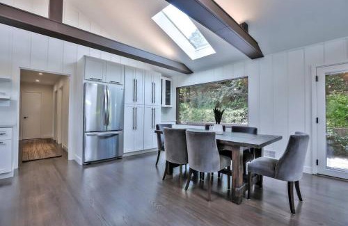 Portola Valley Villa | Stunning Executive Retreat 4bd 4ba