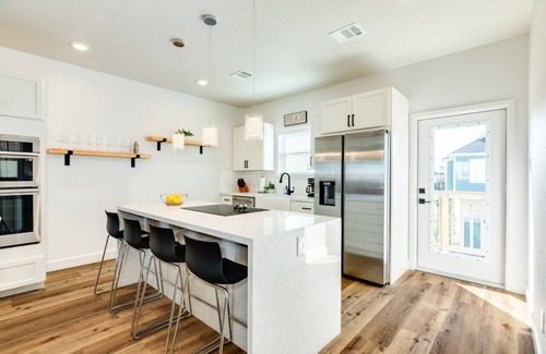 Pointe San Luis House | Stunning Galveston home with gulf views and beach access