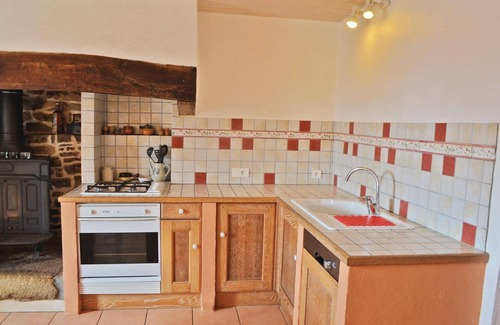 Plogastel-Saint-Germain House | Stunning home in Plogastel St Germain