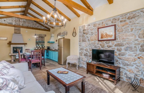 Sveti Vid Dobrinjski House | Stunning home in Svet Vid Dobrinjski