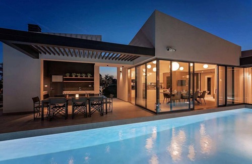Kastelir House | Stunning home in Kastelir-Labinci
