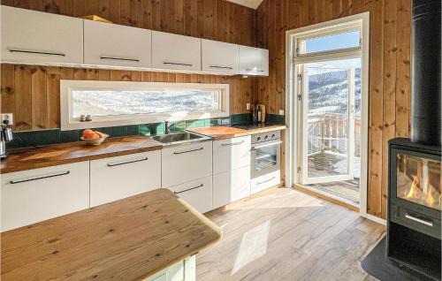 Holtalen House | Stunning Home In Ålen