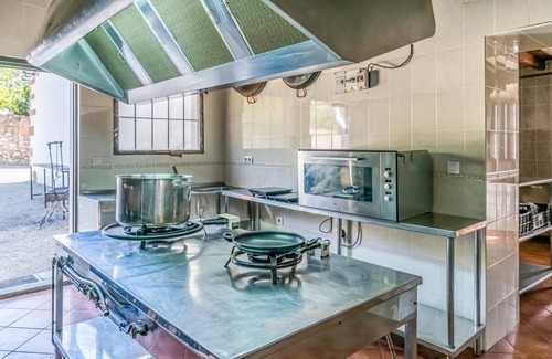 Poblado del Embalse House | Stunning home in Adamuz