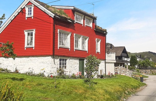 Alesund House | Stunning home in ålesund with kitchen