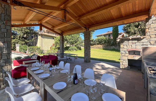 Subbiano House | Stunning home in Arezzo with kitchen