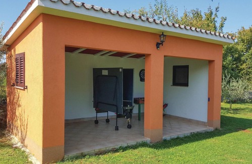 Orihi House | Stunning home in Barban with WiFi