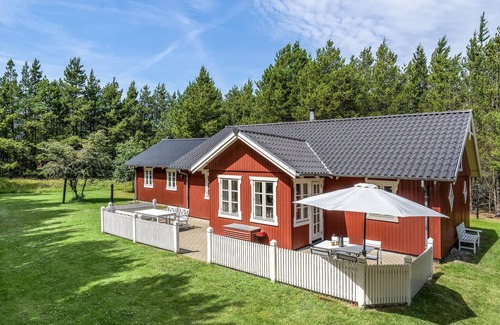 Blavand House | Stunning home in Blåvand with WiFi