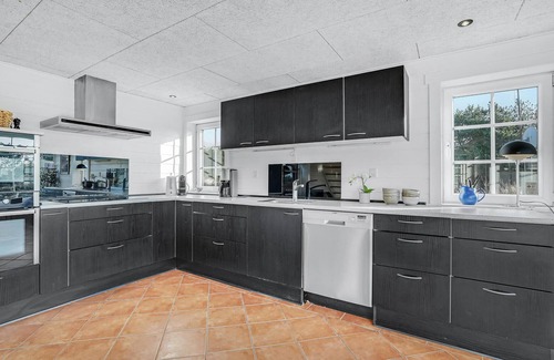 Blavand Strand House | Stunning home in Blåvand with WiFi