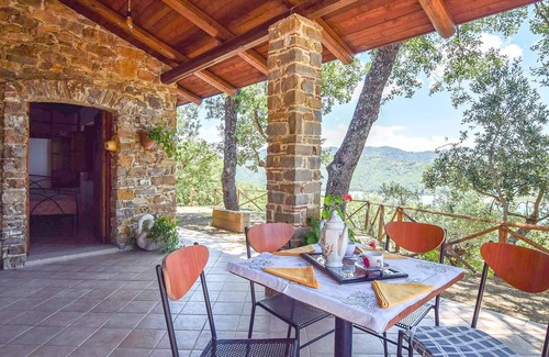 Cicerale House | Stunning home in Cicerale