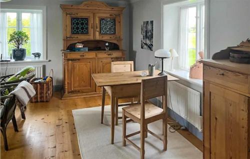 Edsbro House | Stunning Home In Edsbro With Wifi
