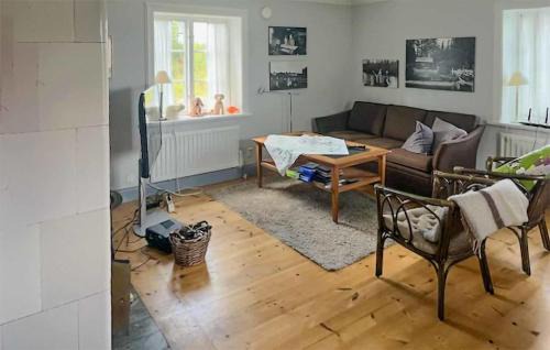 Edsbro House | Stunning Home In Edsbro With Wifi