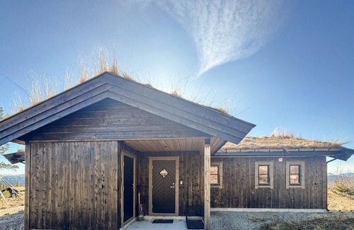 Engerdal House | Stunning home in Engerdal with WiFi