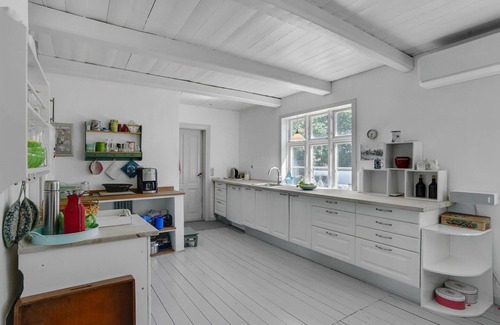 Errindlev House | Stunning home in Errindlev with WiFi