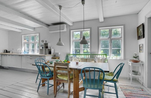 Errindlev House | Stunning home in Errindlev with WiFi
