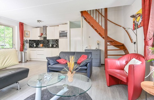 Exloo House | Stunning home in Exloo with WiFi