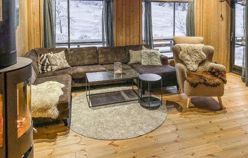 Fla Municipality House | Stunning Home In Flå With Sauna