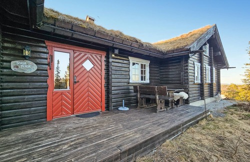 Flesberg House | Stunning home in Flesberg with sauna