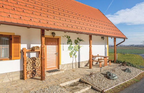 Eberau House | Stunning home in Gaas