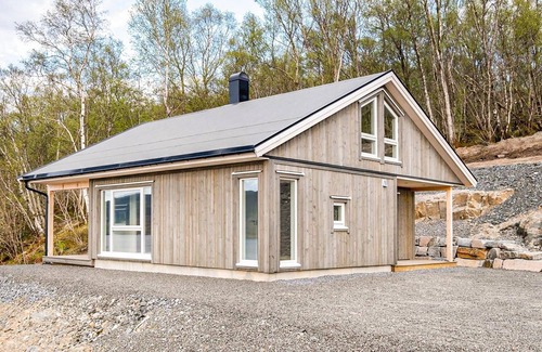 Gjemnes Municipality House | Stunning home in Gjemnes with WiFi