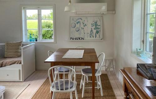 Gronahog House | Stunning Home In Grönahög With Wifi
