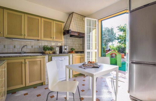Artallo House | Stunning home in Imperia -IM- with WiFi