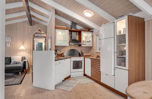 Jerup House | Stunning home in Jerup with kitchen