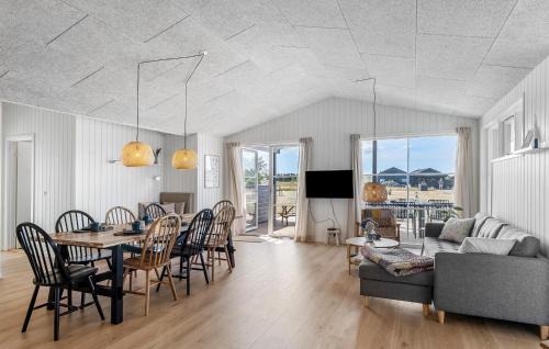 Bratten Strand House | Stunning Home In Jerup With Sauna