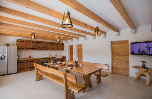 Podbablje House | Stunning home in Krivodol with sauna