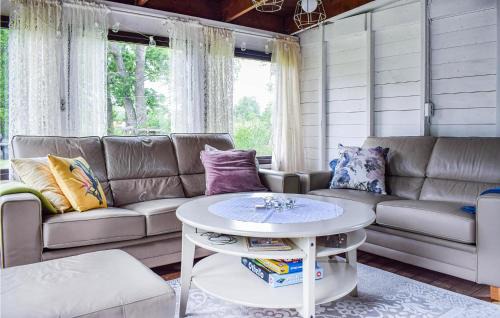 Sodvik House | Stunning Home In Löttorp With Wifi