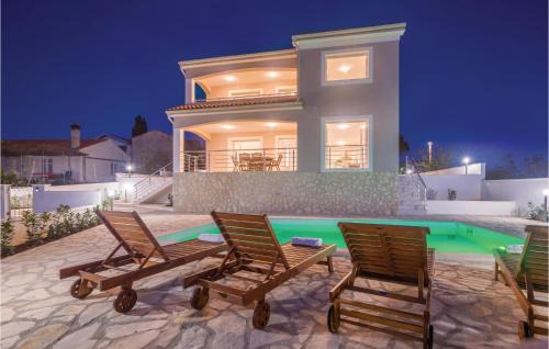 Milohnici House | Stunning Home In Linardici With Wifi