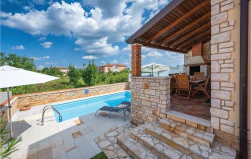 Lovrecica House | Stunning Home In Lovrecica With Wifi