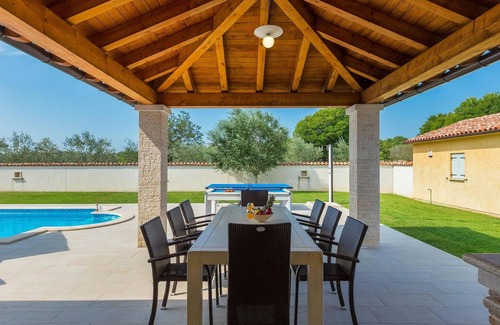 Pavicini House | Stunning home in Marcana
