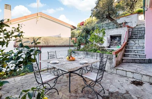 Moneglia House | Stunning home in Moneglia with kitchen