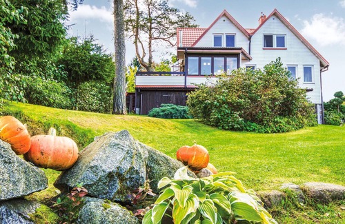 Mragowo House | Stunning home in Mragowo