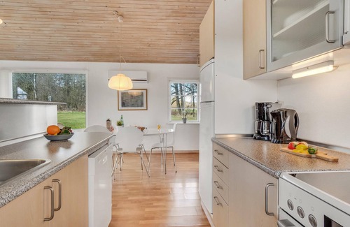 Nibe House | Stunning home in Nibe with kitchen